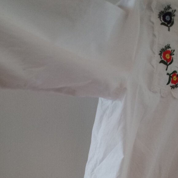 TOPSHOP embroidered ruffled blouse - Picture 8 of 16